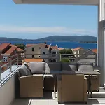 Appartement Seaside Serenity - Elegant With Stunning Sea Views