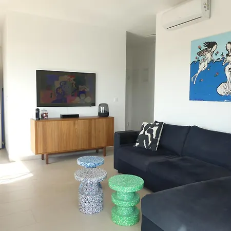 Seaside Serenity - Elegant With Stunning Sea Views Daire *