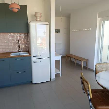 Apartment Seaside Serenity - Elegant With Stunning Sea Views *