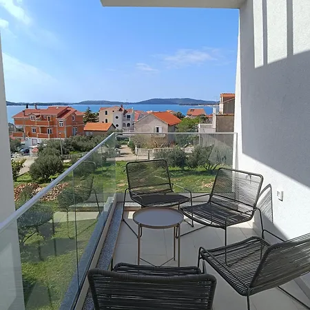 Apartment Seaside Serenity - Elegant With Stunning Sea Views Zaboric