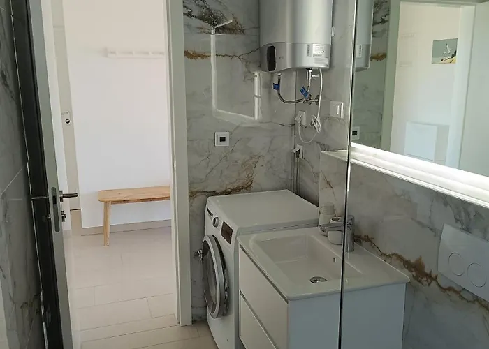 Seaside Serenity - Elegant With Stunning Sea Views Appartement *