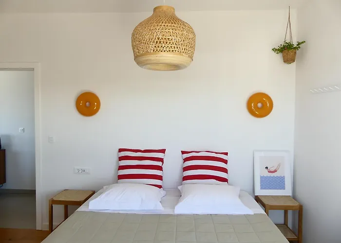 Seaside Serenity - Elegant With Stunning Sea Views