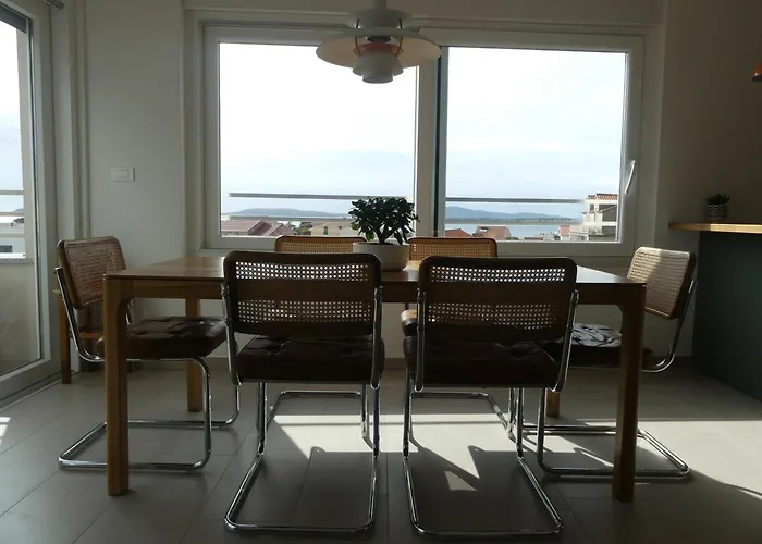 Appartement Seaside Serenity - Elegant With Stunning Sea Views *