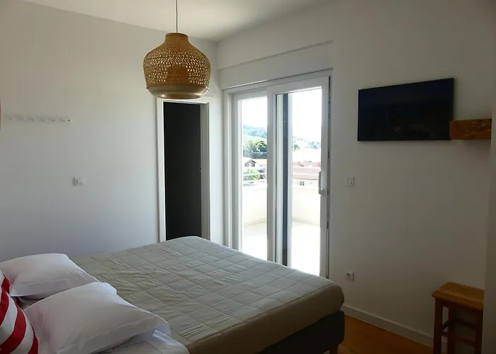 公寓 Seaside Serenity - Elegant With Stunning Sea Views