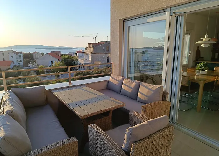 公寓 Seaside Serenity - Elegant With Stunning Sea Views *